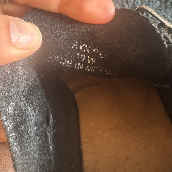 JOHN FLUEVOG - Picture 4 of 14